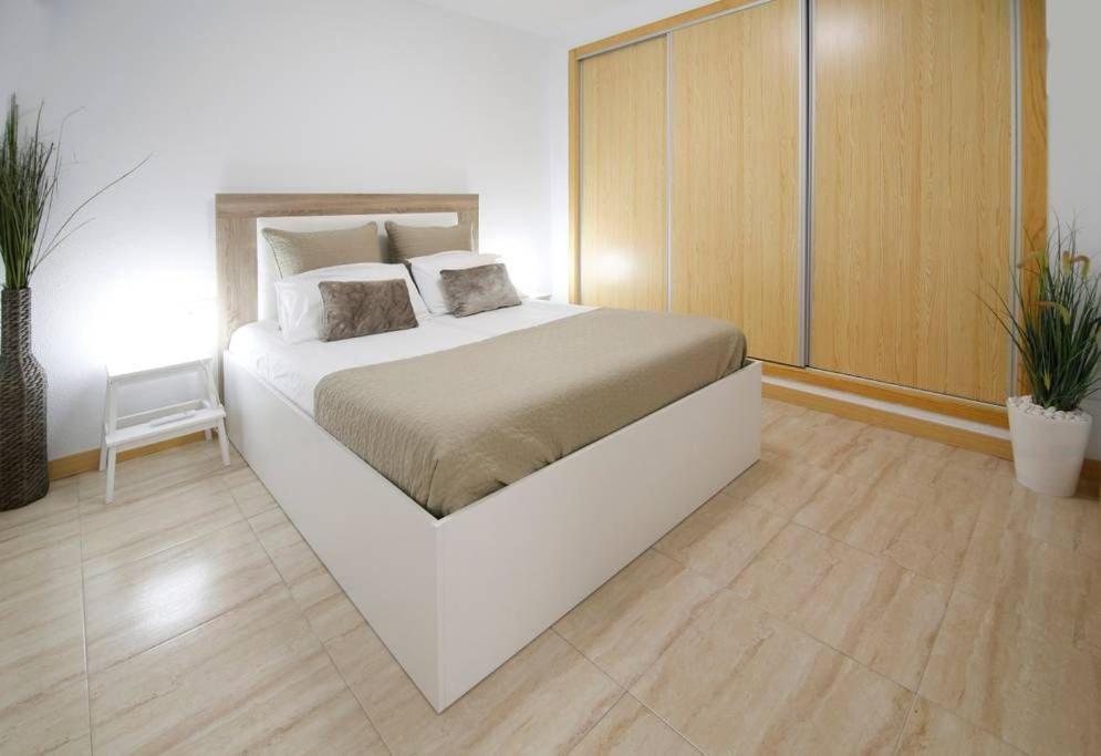 Apartamentos Puerto Nova Cartagena Exterior foto
